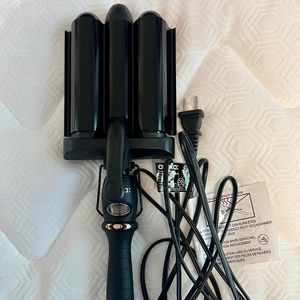 amika Hide Tide Deep Waver Jumbo